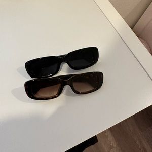 2 pairs sunglasses